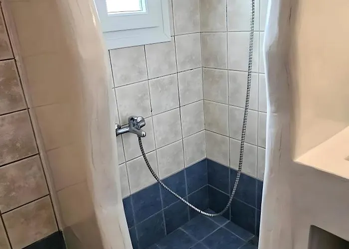 بيت ضيافة Santorini Pleasure 3*