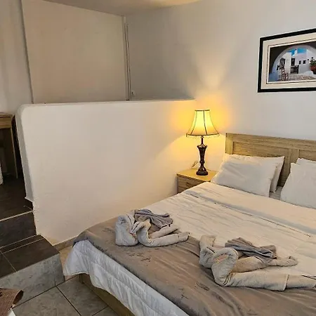 Santorini Pleasure Perissa (Santorini)