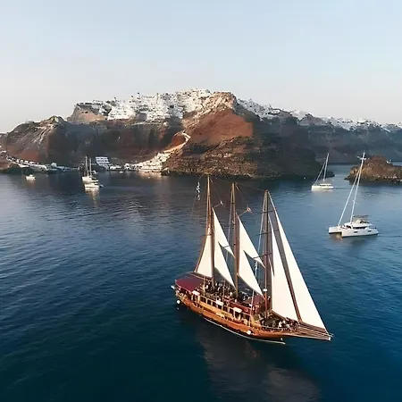 بيت ضيافة Santorini Pleasure بيريسا