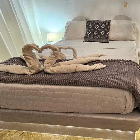 Santorini Pleasure Apartment