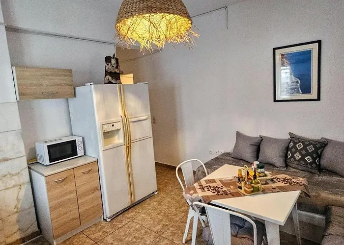 Santorini Pleasure Pensjonat Perissa (Santorini)