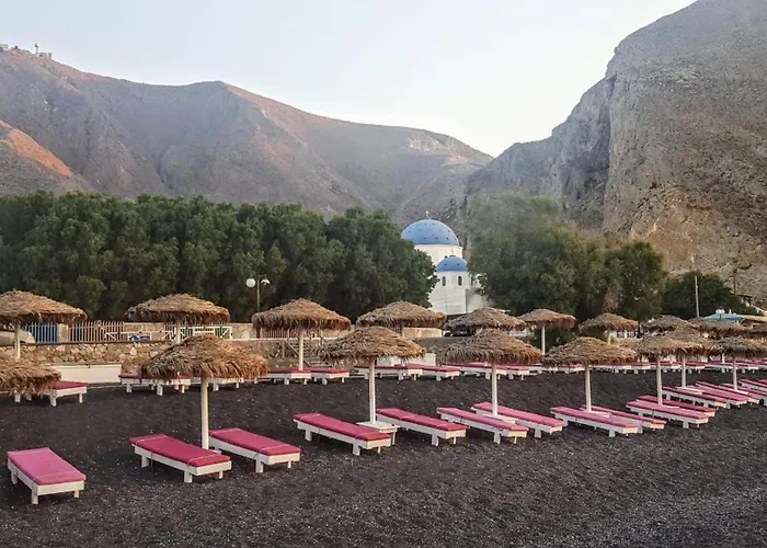 Santorini Pleasure 3*