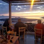 Santorini Pleasure 3*