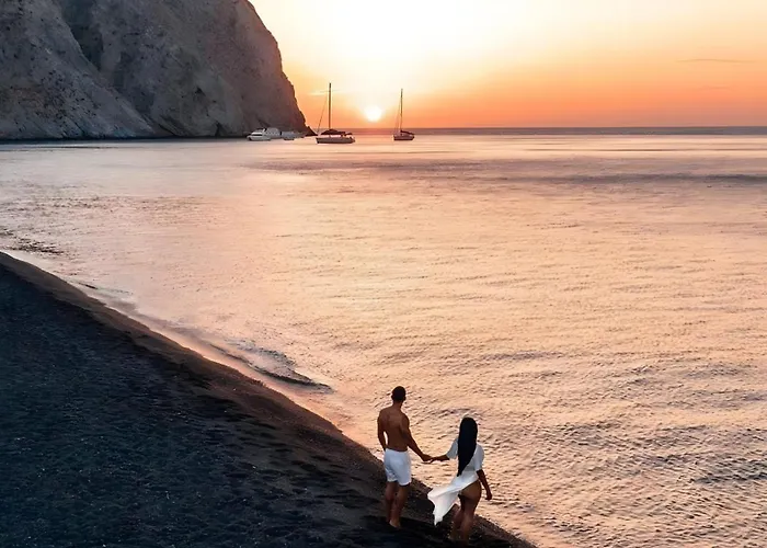 Santorini Pleasure בית הארחה 3*