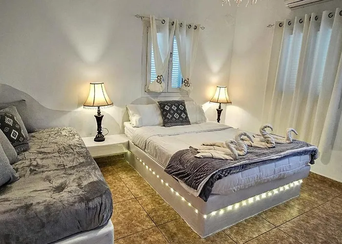 Santorini Pleasure פריסה