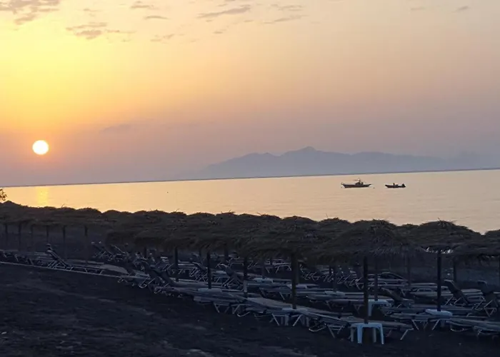 Santorini Pleasure 3* פריסה