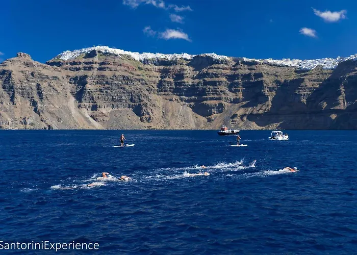 Santorini Pleasure בית הארחה 3*